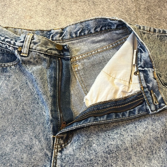 The World Cowboy Vintage Acid  Washed Denim, Size 29 - Picture 11 of 12